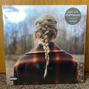 NWT Taylor Swift “evermore” on vinyl